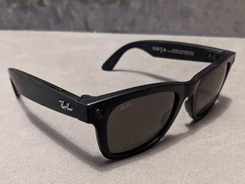 Ray-Ban Meta Smart Glasses